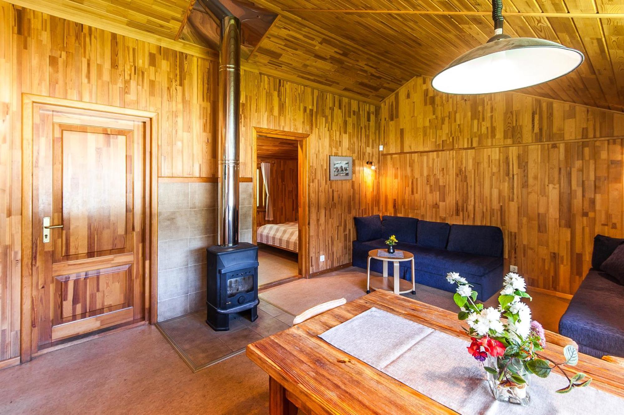 Laucu Akmens Hotel Skulte  Phòng bức ảnh
